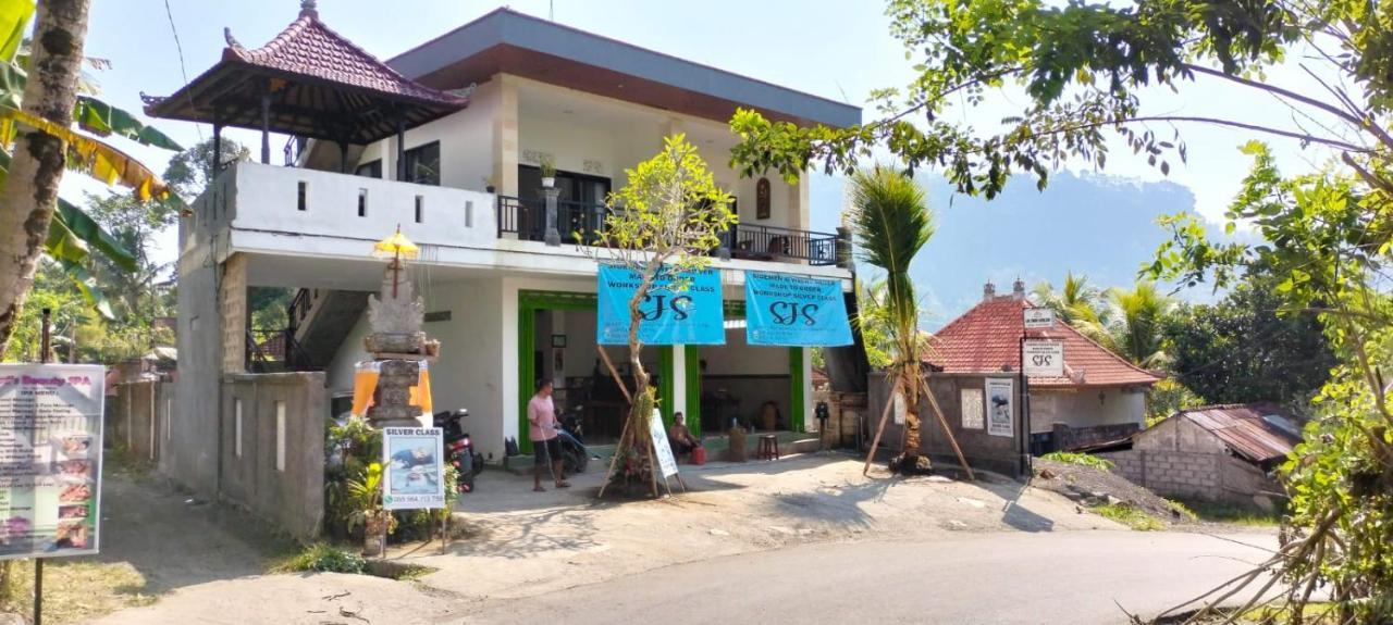 Giri Swari Homestay 시데멘 외부 사진